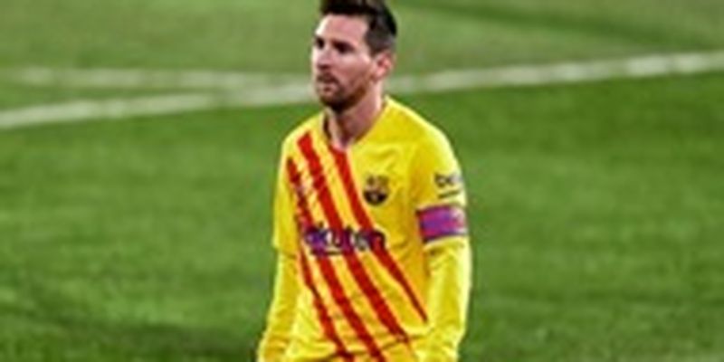 Барселона выставит на аукцион первый контракт Месси