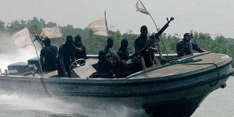 Українські моряки, викрадені поблизу Камеруну, можуть перебувати в Нігерії