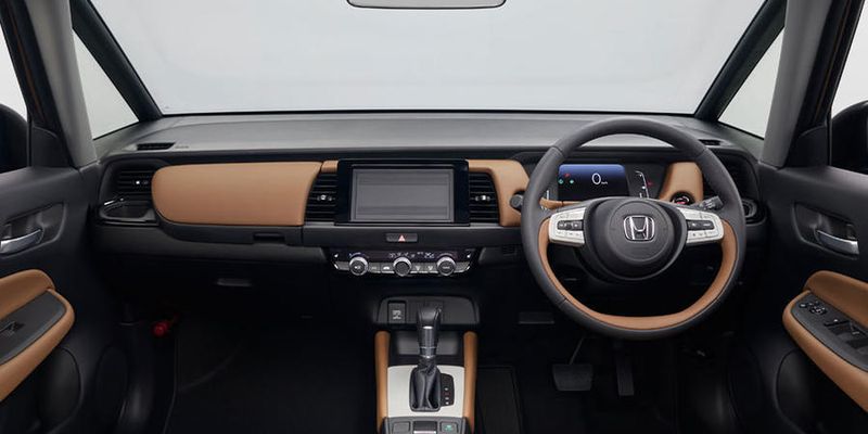 Honda поверне фізичні кнопки керування клімат-контролем на панель приладів оновленого Jazz