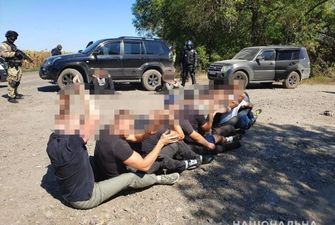 На Харківщині поліція затримала 15 рейдерів, які хотіли захопити держпідприємство