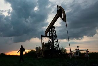Западные санкции практически не повлияли на добычу нефти в РФ, — FT