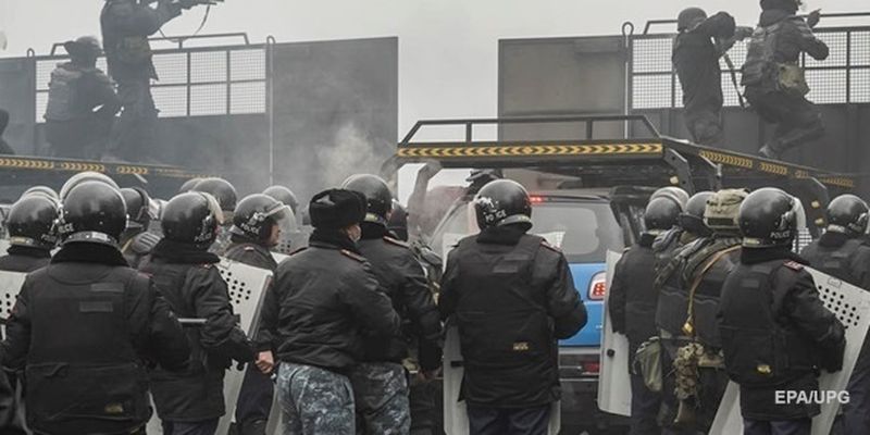 Режим "антитеррористической операции" отменяют в трех регионах Казахстана