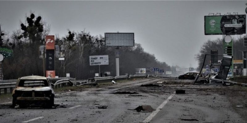 На Киевщине расчищают Житомирскую трассу и возводят насыпной мост через реку Ирпень