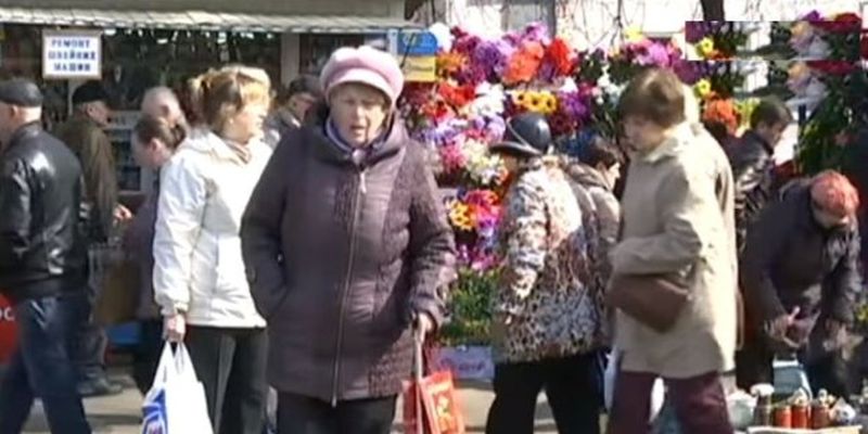 Уход на пенсию: украинцам раскрыли важные нюансы начисления, "максимальная сумма..."