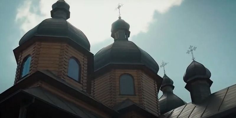 Священник із Львівщини 15 років працював за кордоном, щоб побудувати храм