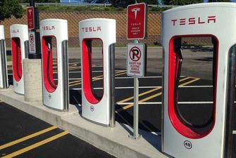 Tesla планирует построить в Украине станции Supercharger
