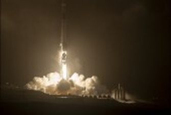 Ракета Falcon 9 стартувала із зондом-"камікадзе" для захисту Землі від астероїдів