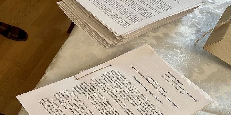 Более 25 тыс верующих УПЦ Винниччины подписали обращение к Президенту