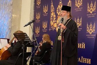 Митрополит УПЦ призвал поддержать мирные инициативы Президента Украины