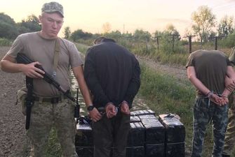 Двоє українців намагалися перевезти в Угорщину майже 5000 пачок сигарет