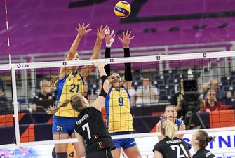 Украина стартовала с разгромного поражения на чемпионате Европы по волейболу