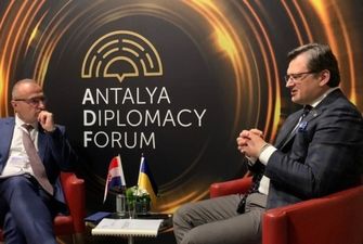 В Анталии начался форум об инновационной дипломати и с участием делегации из Украины