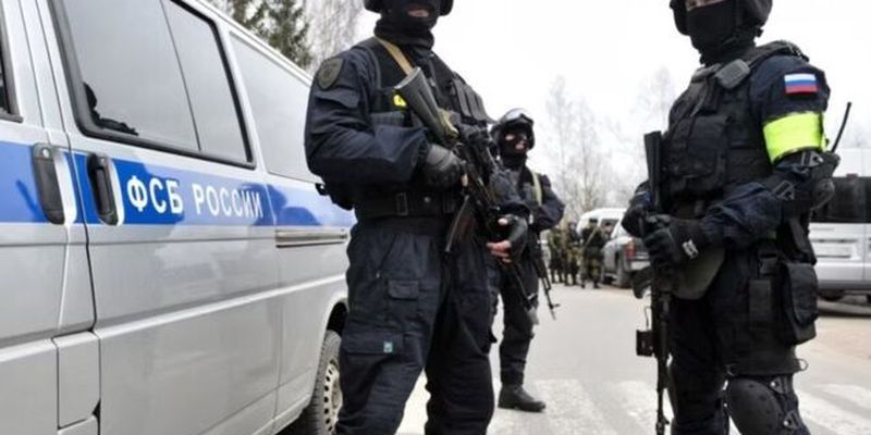"ФСБ готова вести зачистку до последнего украинца": захватчики превращают жителей оккупированных территорий в "террористов"