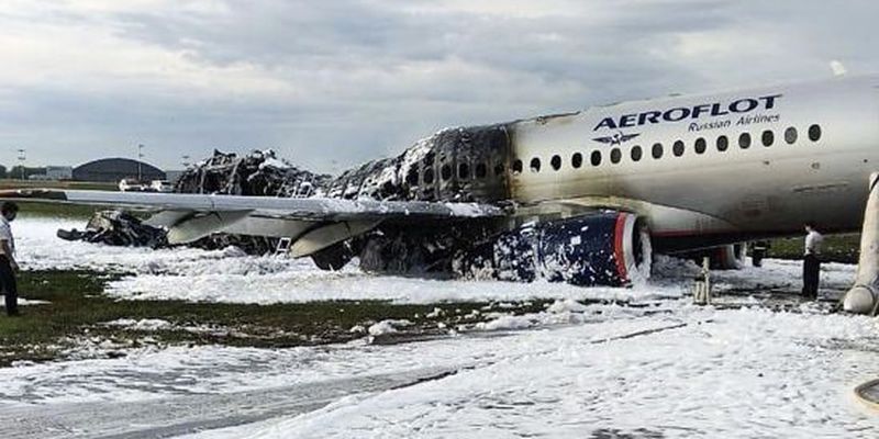 Російські слідчі назвали причину смерті більшості пасажирів літака, що розбився в "Шереметьєві"