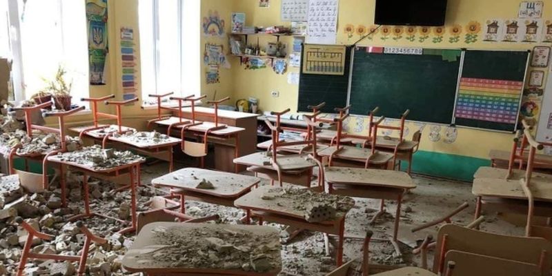 Почти все школы Ирпеня были повреждены во время наступления россиян