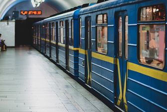 График работы метро и скоростного трамвая в Киеве: все подробности