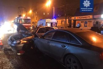 Трое пострадавших: на проспекте в Харькове водитель Audi протаранил Daewoo