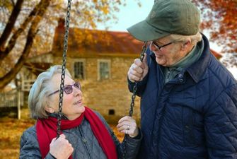 Українцям порадили, як збільшити пенсію: кому і на скільки "світить" покращення
