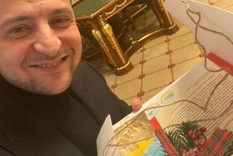 Зеленский похвастался подарком с «украинского Нью-Йорка»