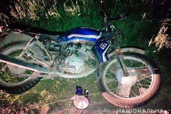 На Буковині п'яний мотоцикліст скоїв ДТП і намагався підкупити поліцейських