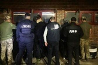 На Закарпатье задержаны дельцы, переправлявшие военнообязанных за границу