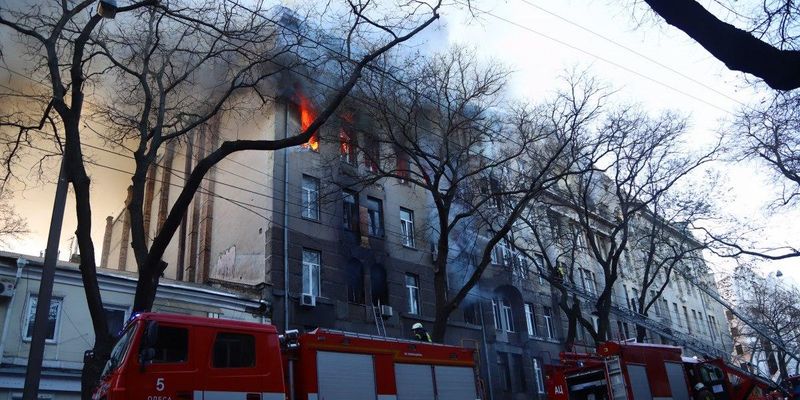 Пожежа в Одесі знищила бібліотеку Інституту морської біології НАН і дослідні зразки