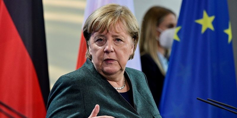 "Варварская агрессия России": Меркель первый раз отреагировала на войну в Украине