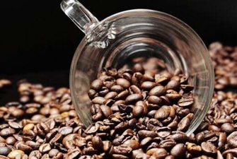 Не только бодрит: ученые обнаружили, что кофе уменьшает риск повторного развития рака кишечника