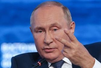 Сначала "армия решит все задачи", а затем "считаю необходимым провести мобилизацию": как изменилась риторика Путина за полгода