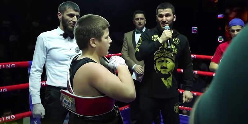Сын Кадырова добыл странную победу на ринге