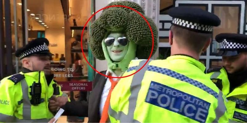 Человека-брокколи арестовали в Лондоне