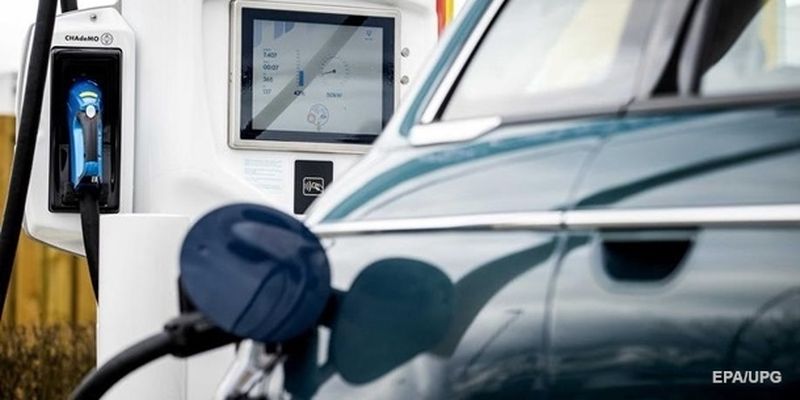 Продажи электромобилей в Украине сократились на треть