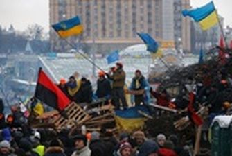 Майдан революцией считают менее половины украинцев