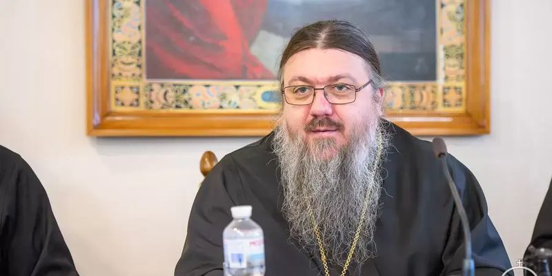 Суд признал клеветой информацию о том, что епископа УПЦ "заскочили с 17-летним парнем"