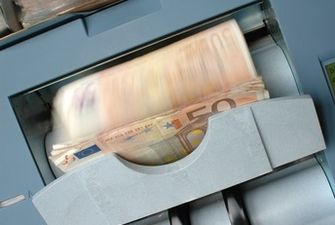 Курс евро поставил 9-месячный рекорд: что происходит с валютой