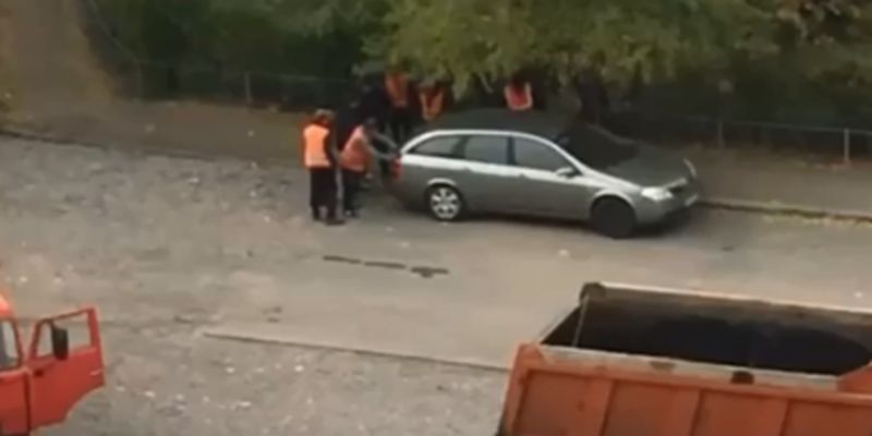 В Киеве "герой парковки" озадачил дорожников: видео