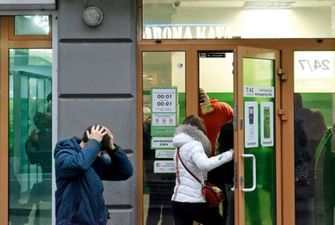 ПриватБанк вешает на украинцев "вечные" кредиты: детали скандала