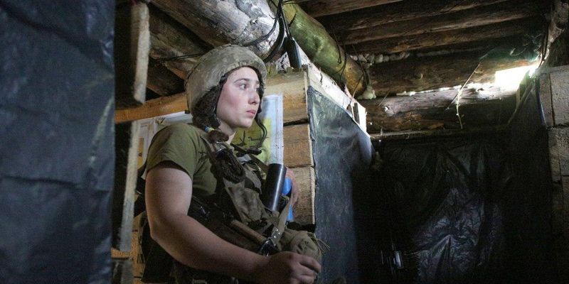 Воинский учет женщин в Украине: юрист указал на главные моменты
