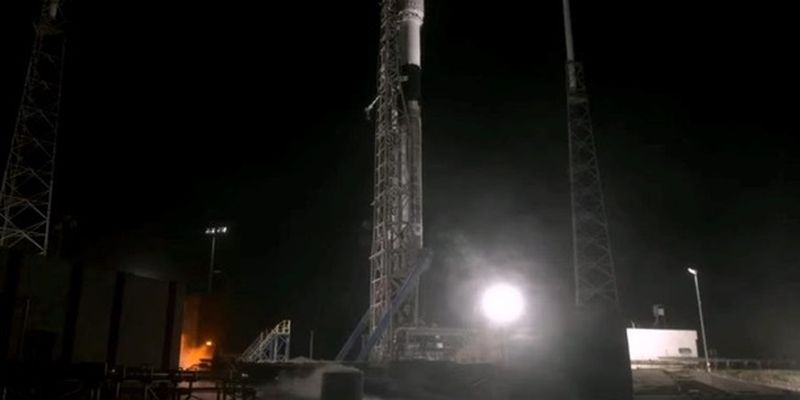 SpaceX запустила в космос еще 60 интернет-спутников Starlink