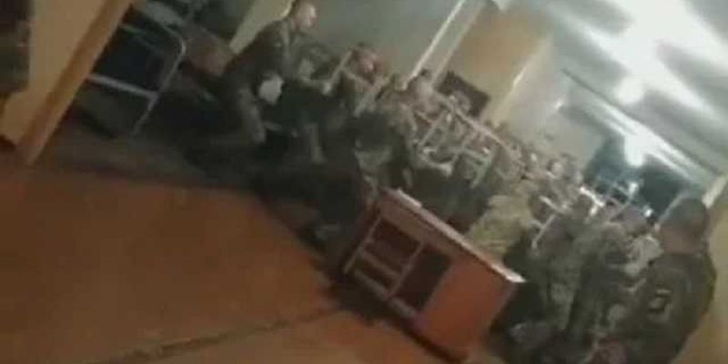 Дедовщина и совок: Военный опубликовал ролик, в котором издеваются над срочниками ВСУ