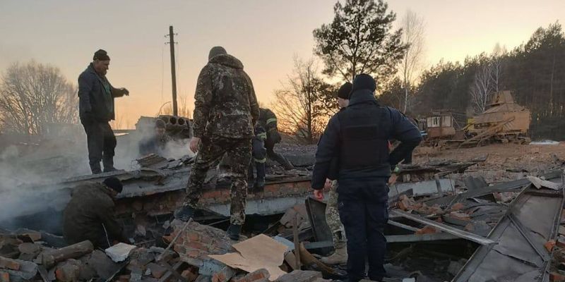 Люди под завалами: оккупанты обстреляли украинский город
