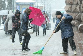 Намечается «каша» на дорогах: в Украину идет снег, дождь и плюсовая температура