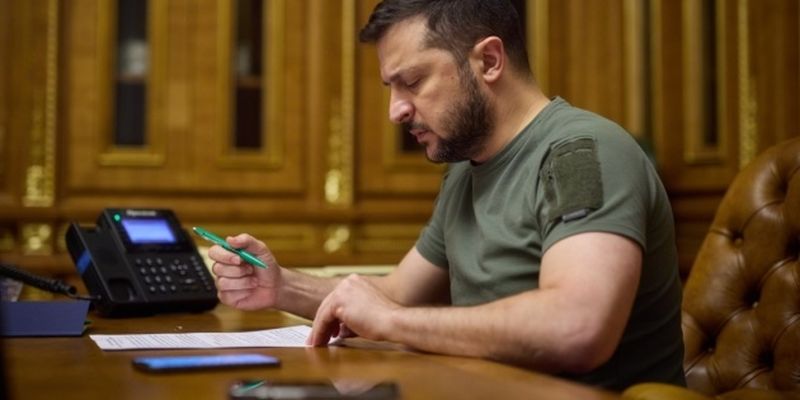 Зеленский подписал Закон «О медиа»