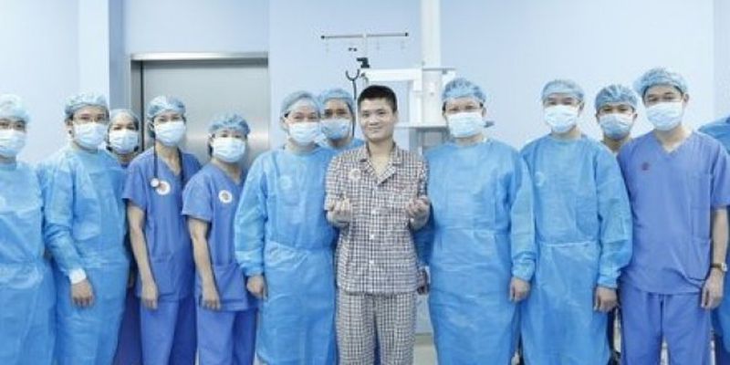 Впервые в истории: во Вьетнаме человеку пересадили руку от живого донора