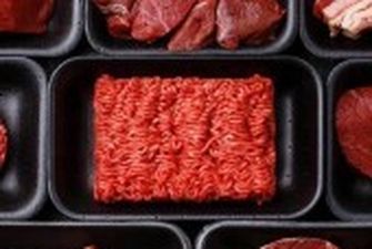 Єврокомісія обговорює заборону на рекламу червоного м'яса
