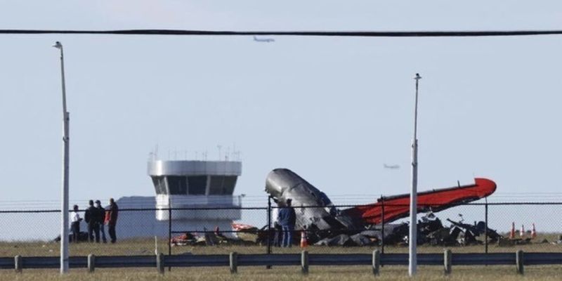 В результате столкновения самолетов на авиашоу в Далласе погибли шесть человек