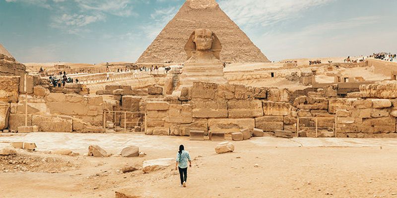 Почти 4 метра и ряд иероглифических надписей: археологи обнаружили верхнюю часть статуи Рамзеса II