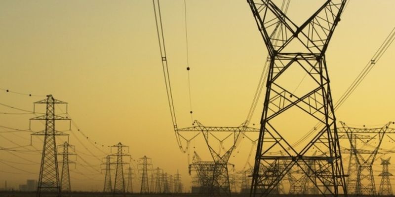 Кабмин зафиксировал тарифы на электроэнергию еще на пять месяцев