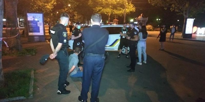 В Николаеве произошла драка со стрельбой, есть раненые - СМИ