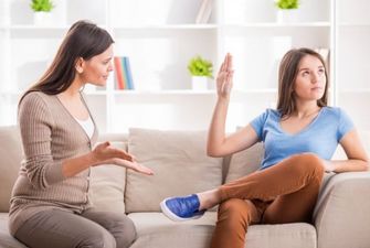 5 способів, як батькам варто спілкуватися зі своїми дітьми-підлітками